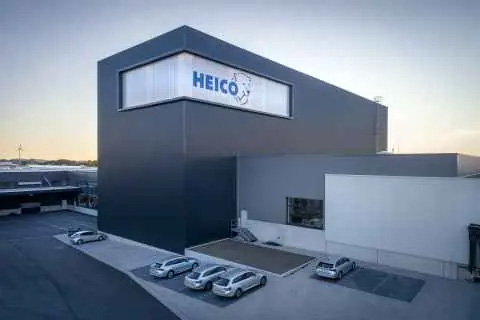 搬迁至新生产基地